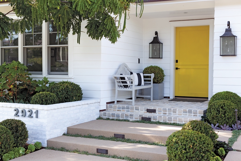 How to Make a Statement with Your Front Door