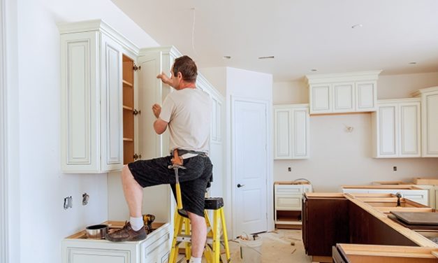 How to Manage Contractors