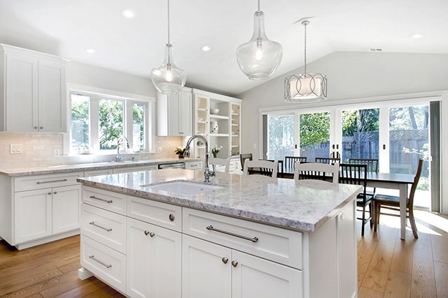 A Kitchen Remodel Accommodates a Happy Clan